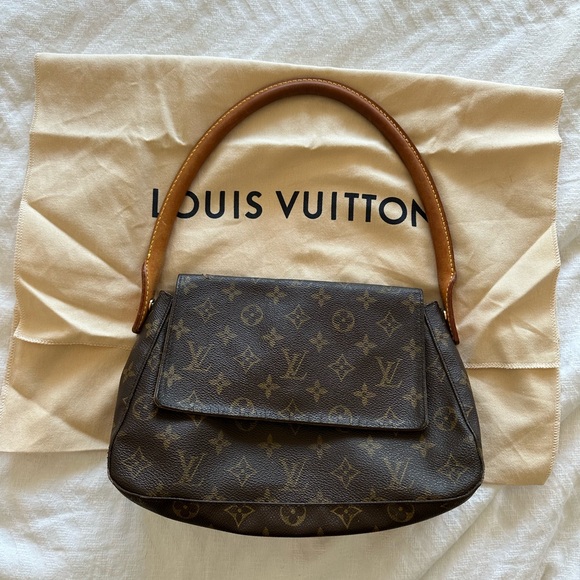 Looping Handbag Monogram Canvas Mini - Picture 3 of 13